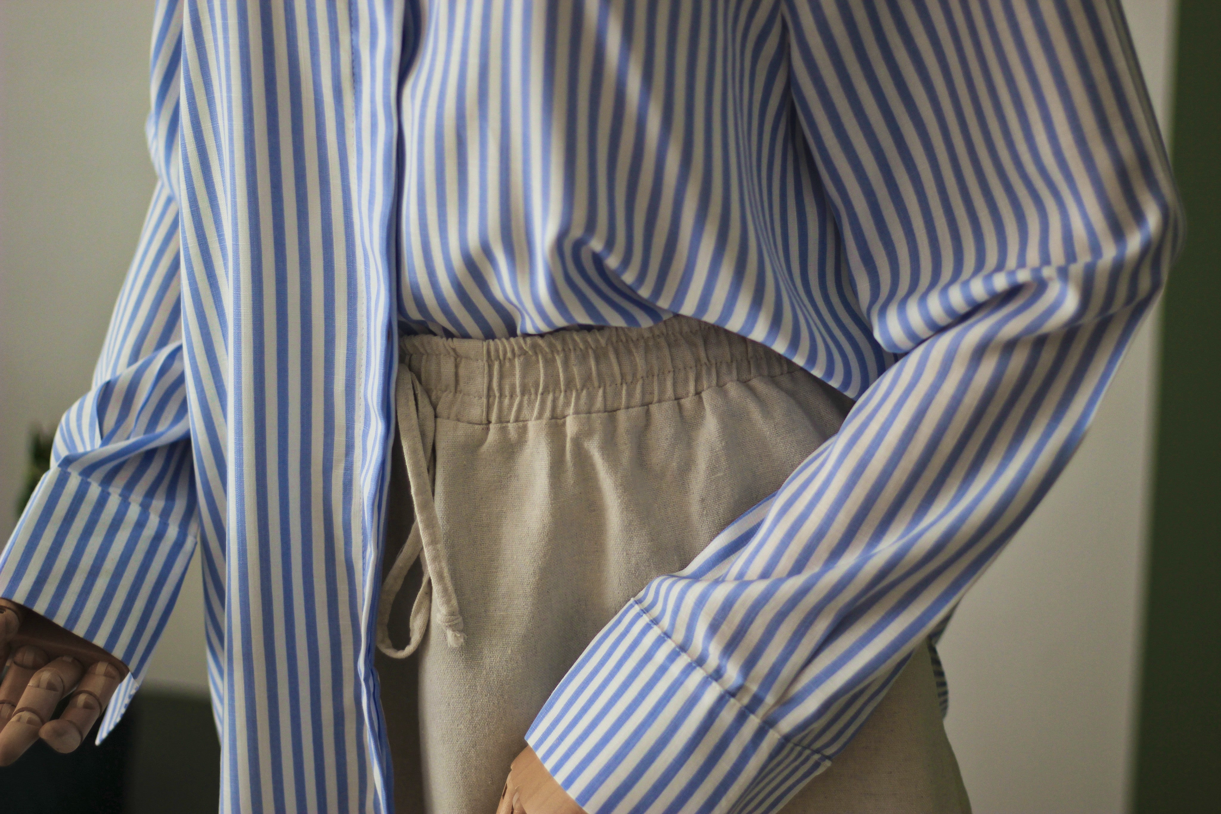 Camisa Alora Azul & Branco
